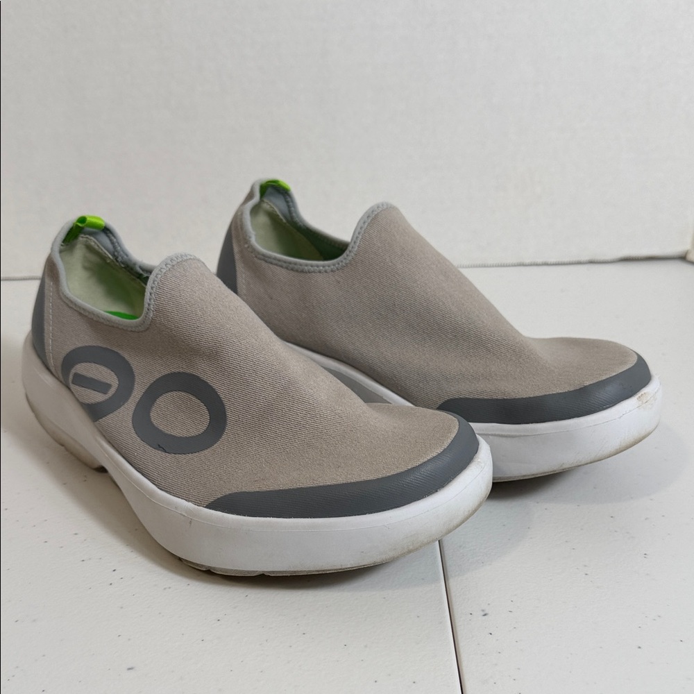 Men’s OOFOS OOmg Eezee Low (Style 5082)